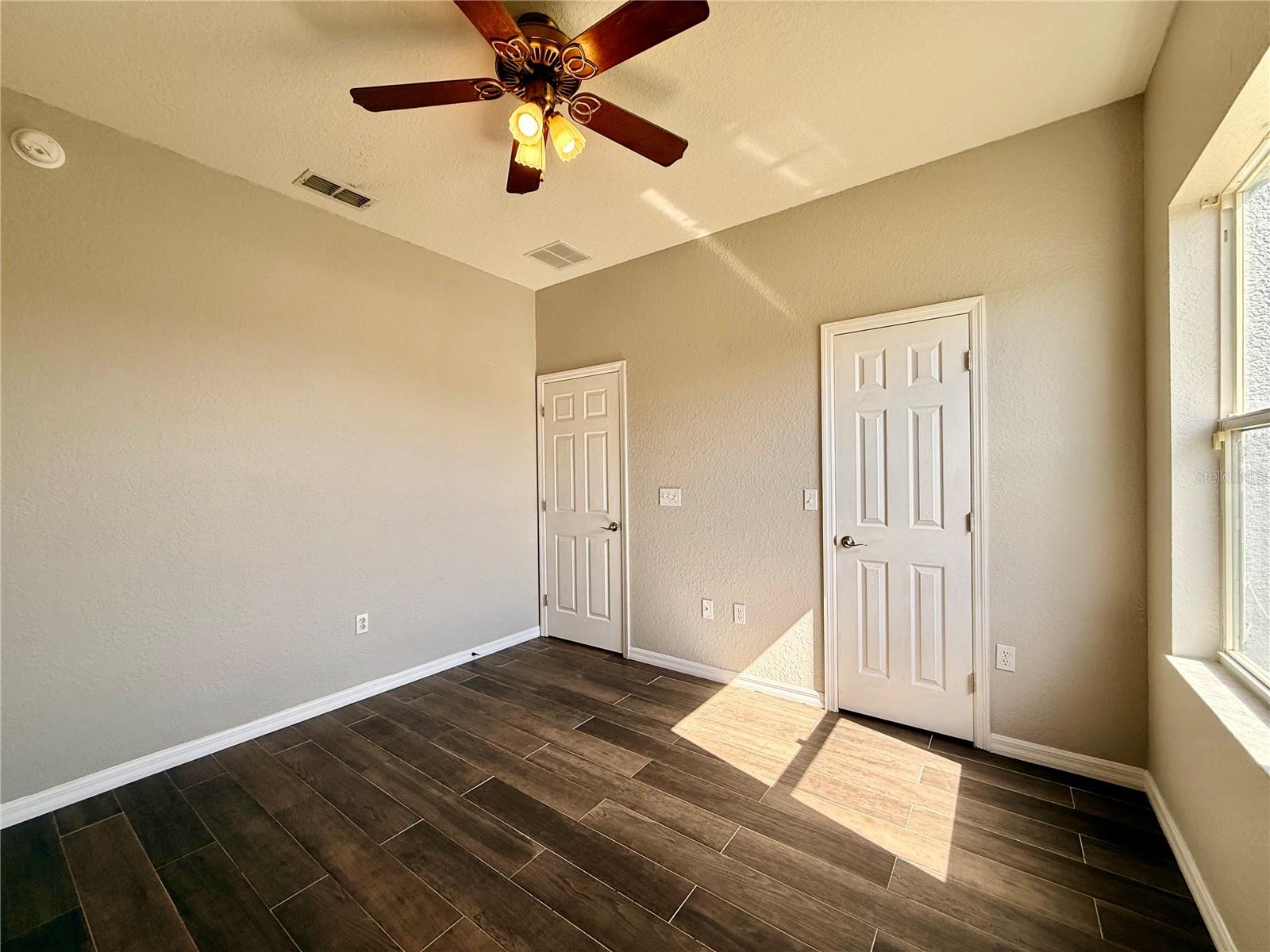 Image 32 of 48 For 1192 Normandy Heights Circle