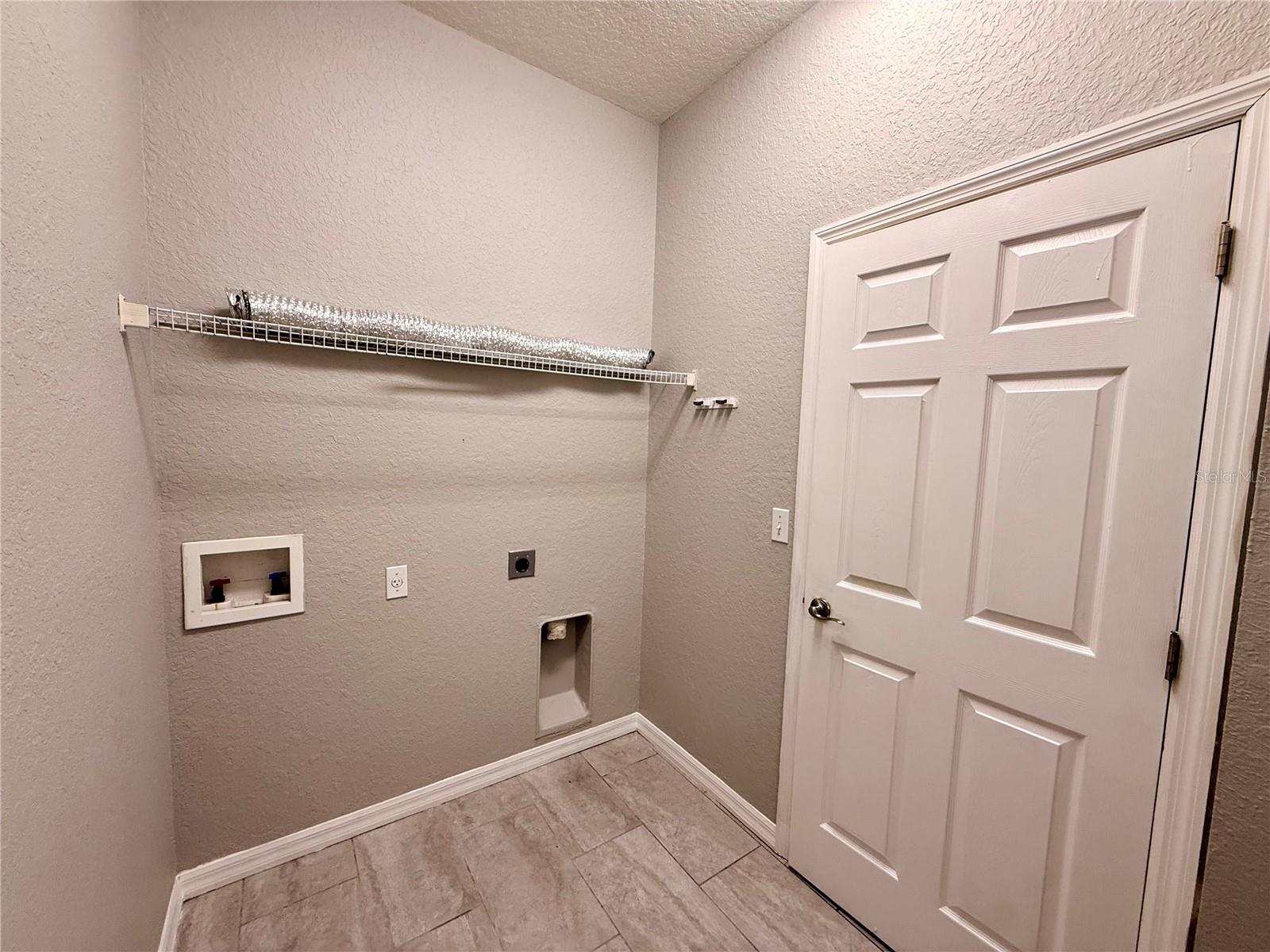 Image 37 of 48 For 1192 Normandy Heights Circle