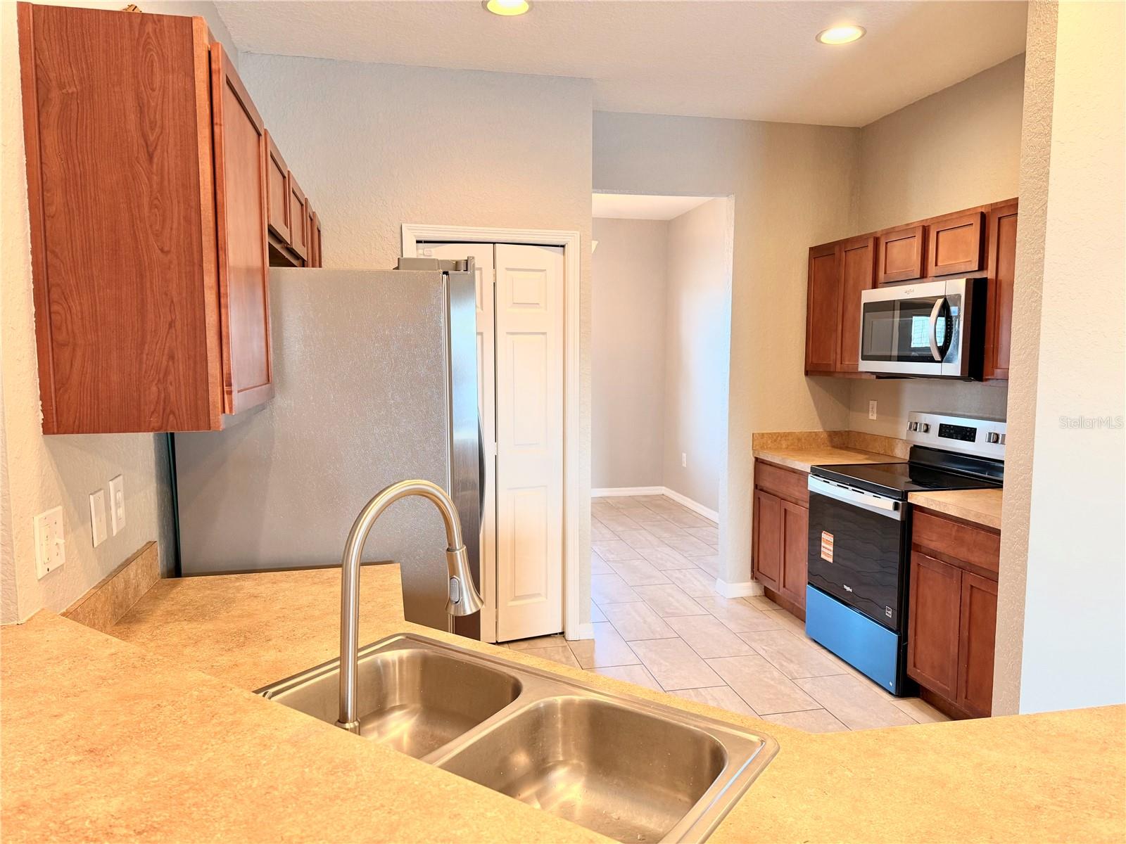 Image 6 of 48 For 1192 Normandy Heights Circle