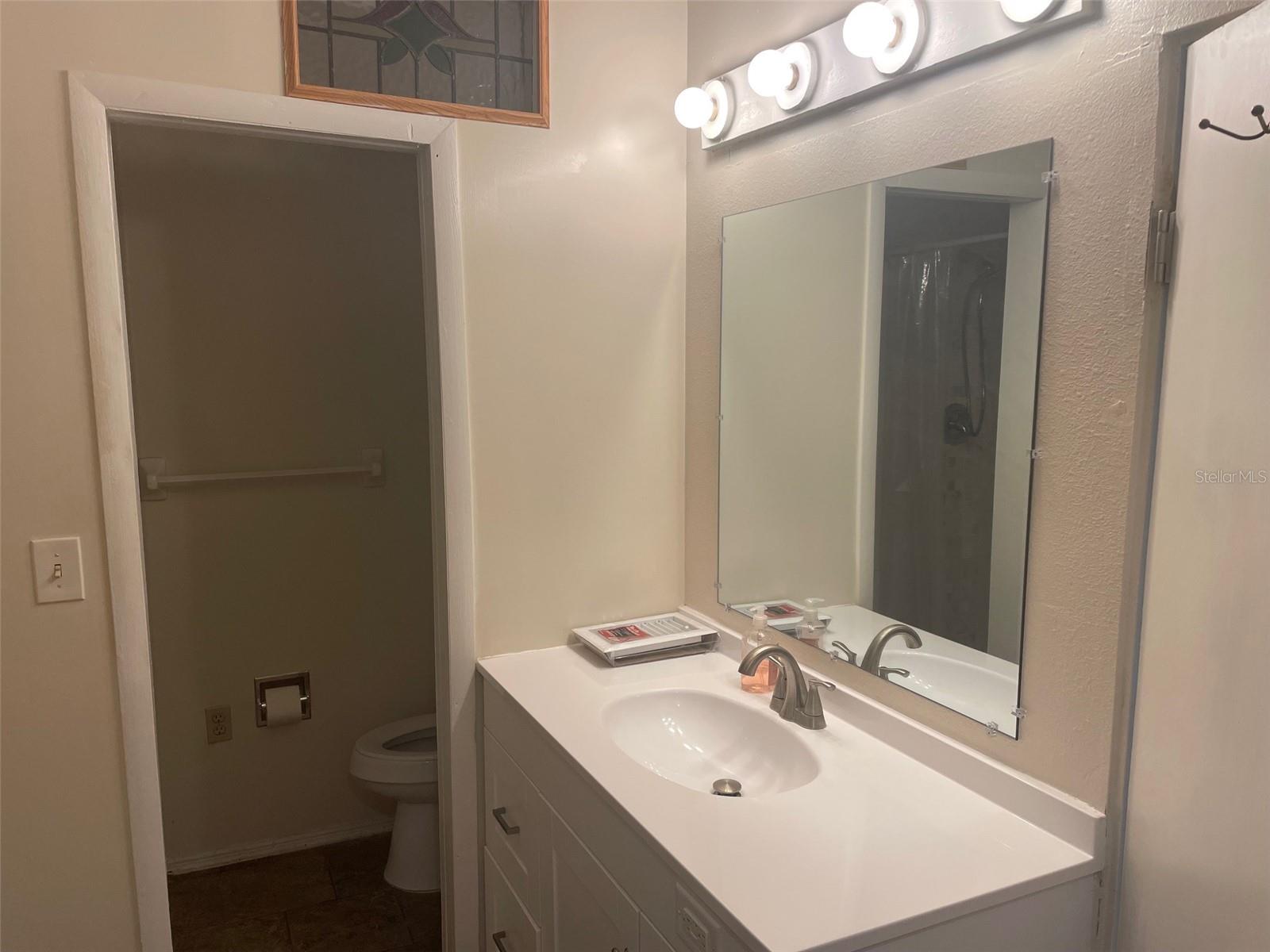 Image 10 of 22 For 204 Callitris Avenue