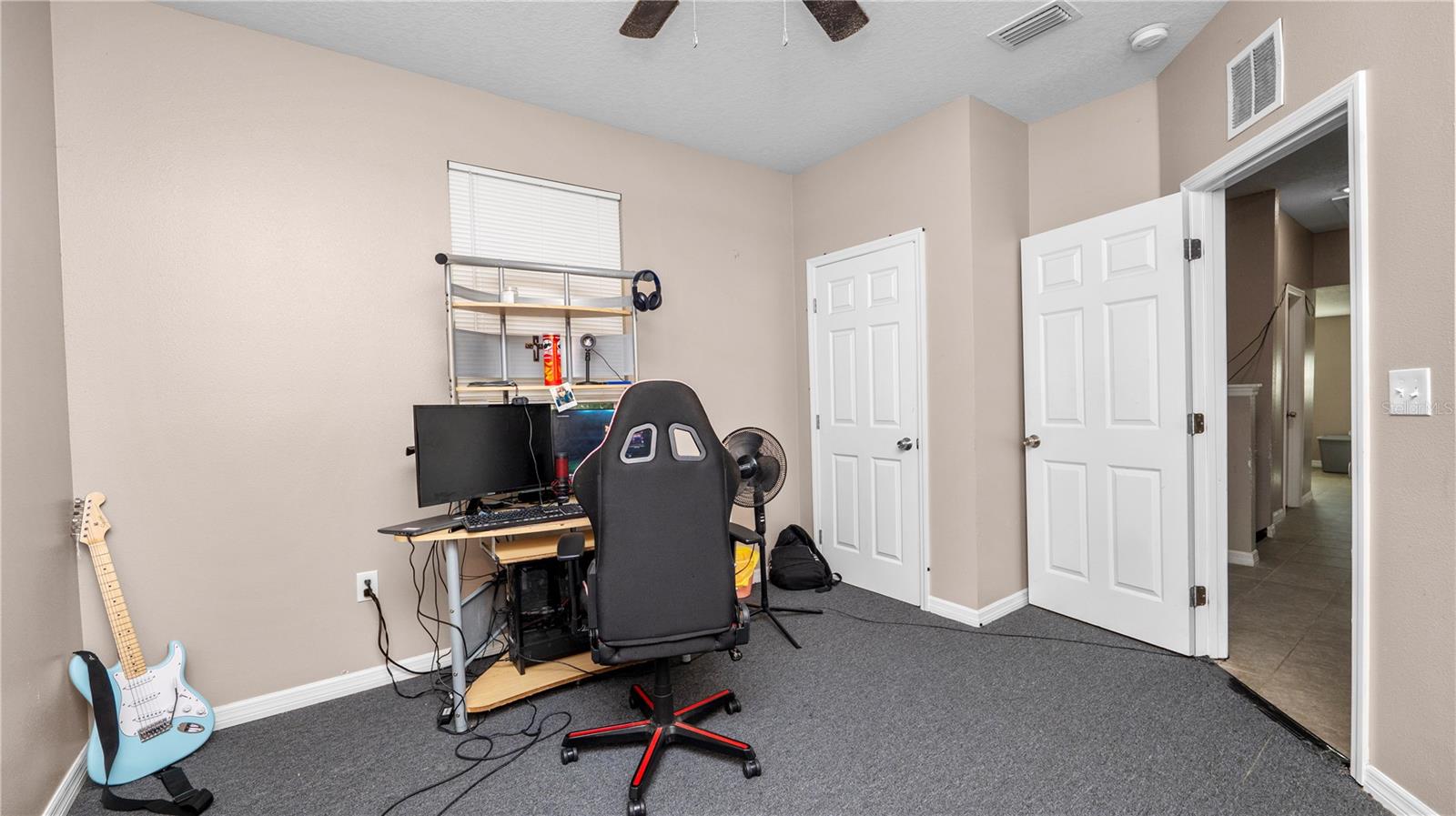 Image 14 of 56 For 1128 Stella Avenue N