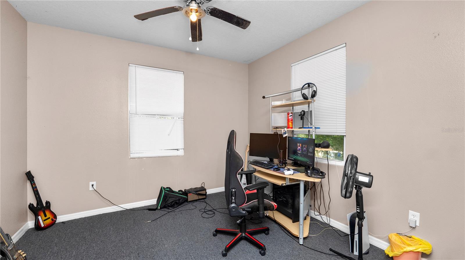 Image 15 of 56 For 1128 Stella Avenue N