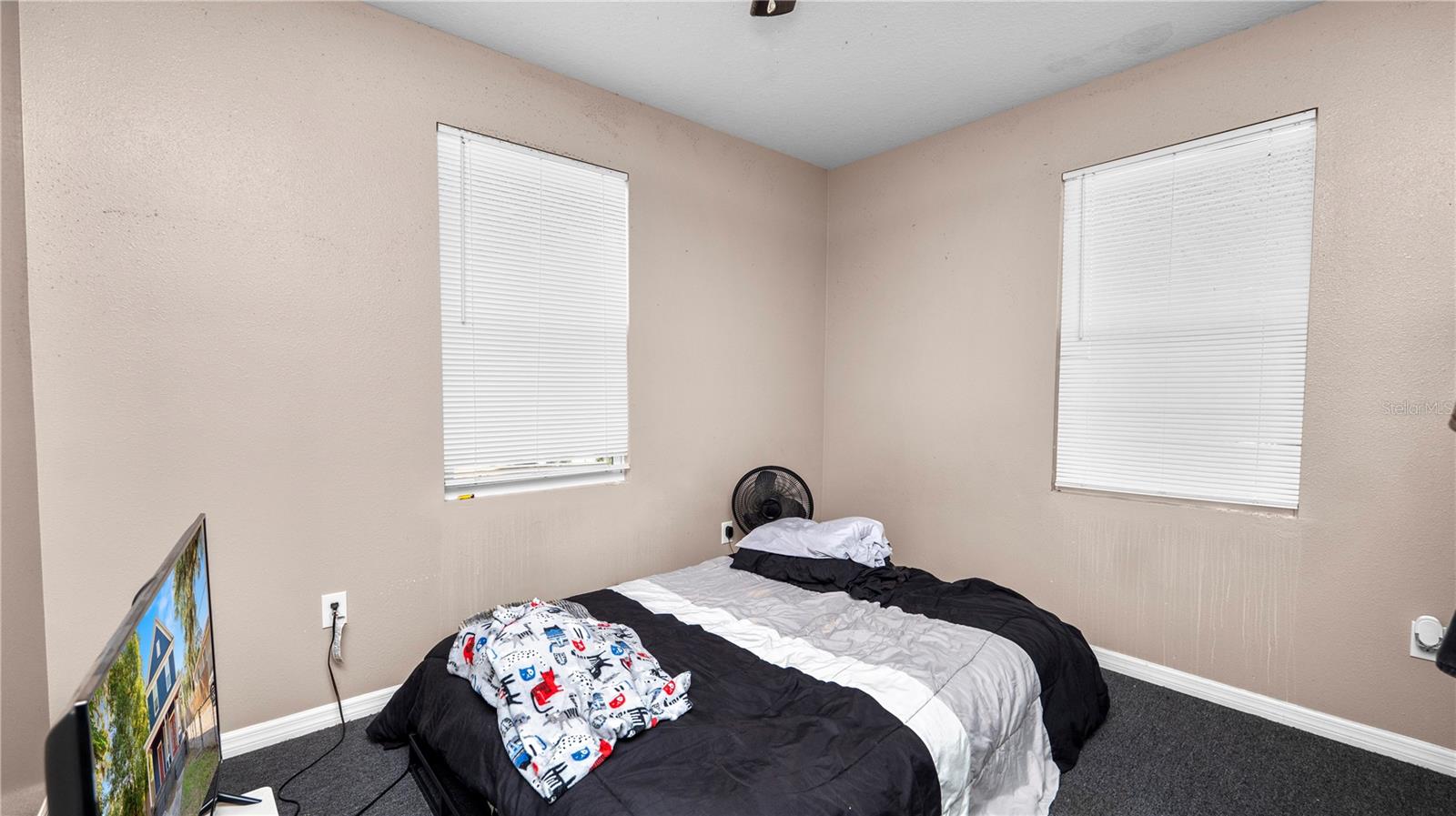 Image 16 of 56 For 1128 Stella Avenue N