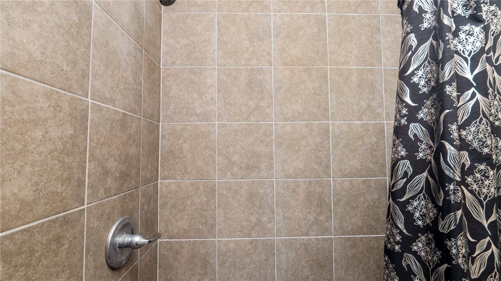 Image 19 of 56 For 1128 Stella Avenue N