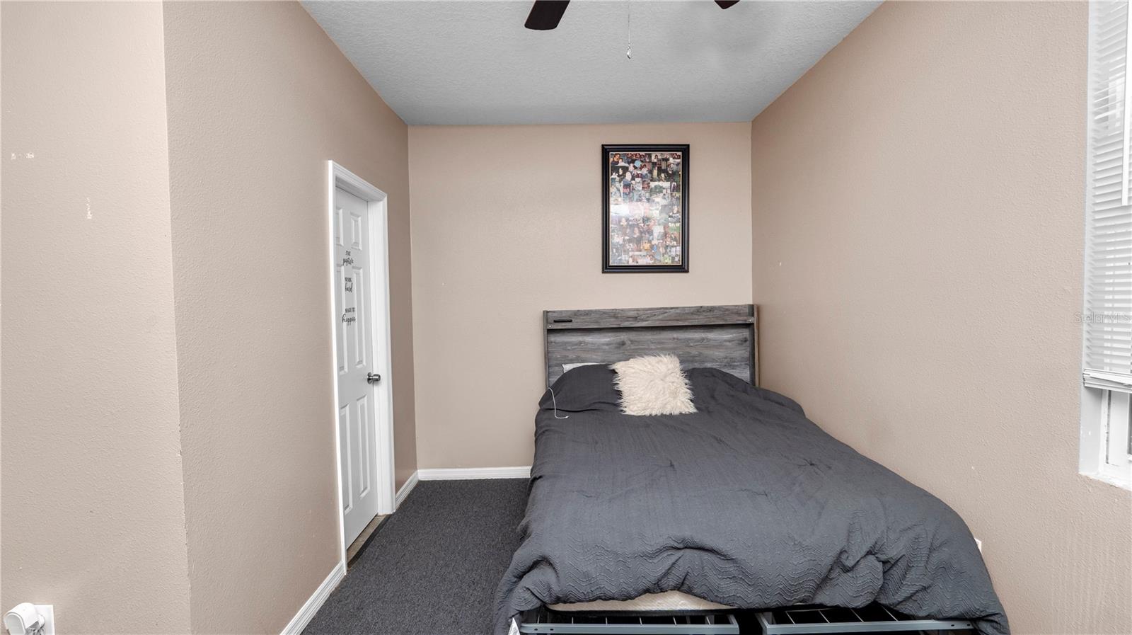 Image 22 of 56 For 1128 Stella Avenue N