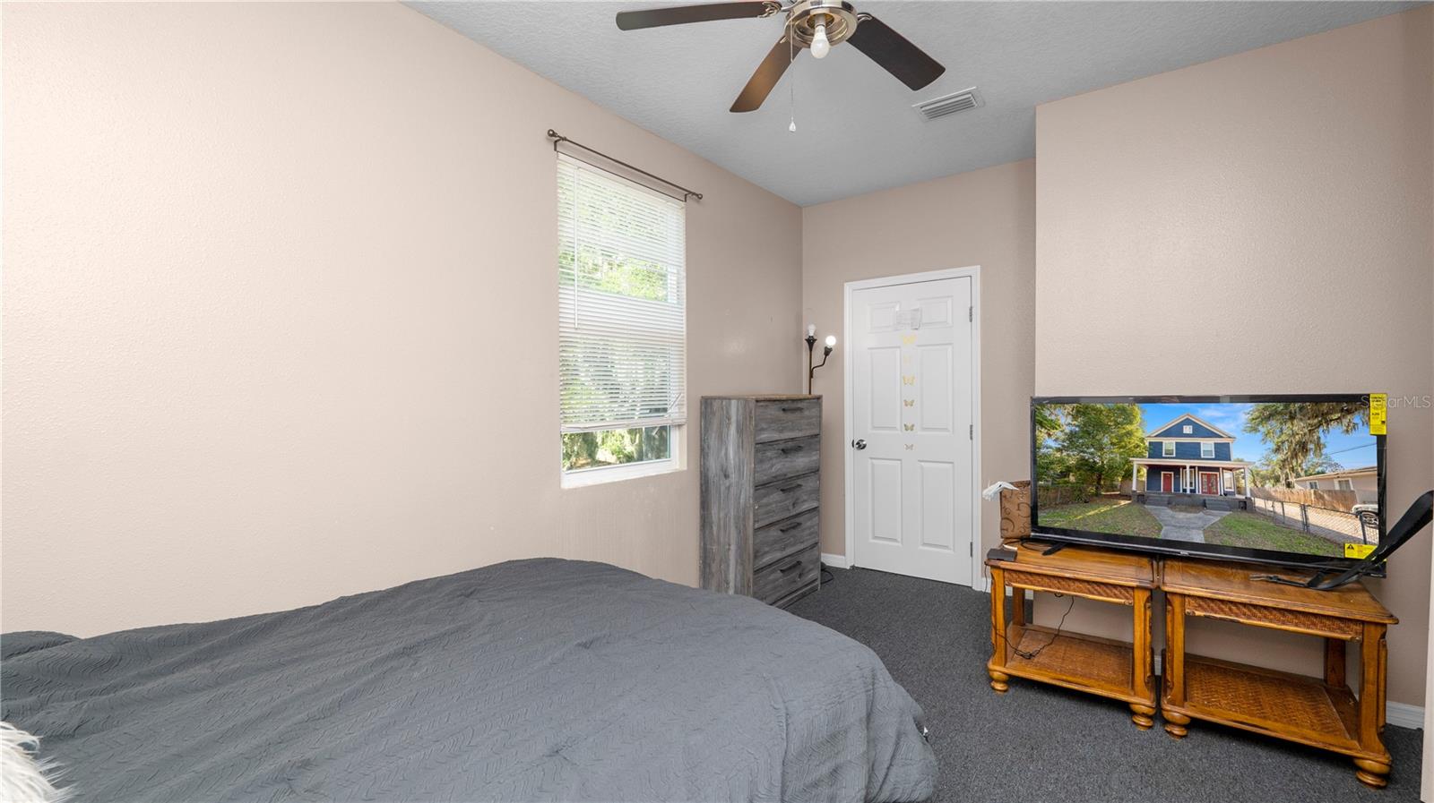 Image 23 of 56 For 1128 Stella Avenue N