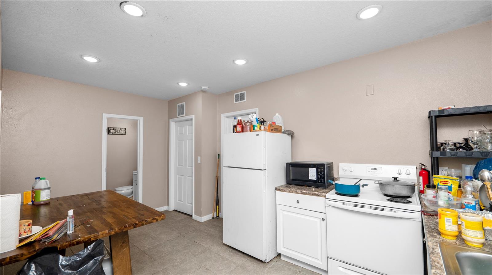 Image 37 of 56 For 1128 Stella Avenue N