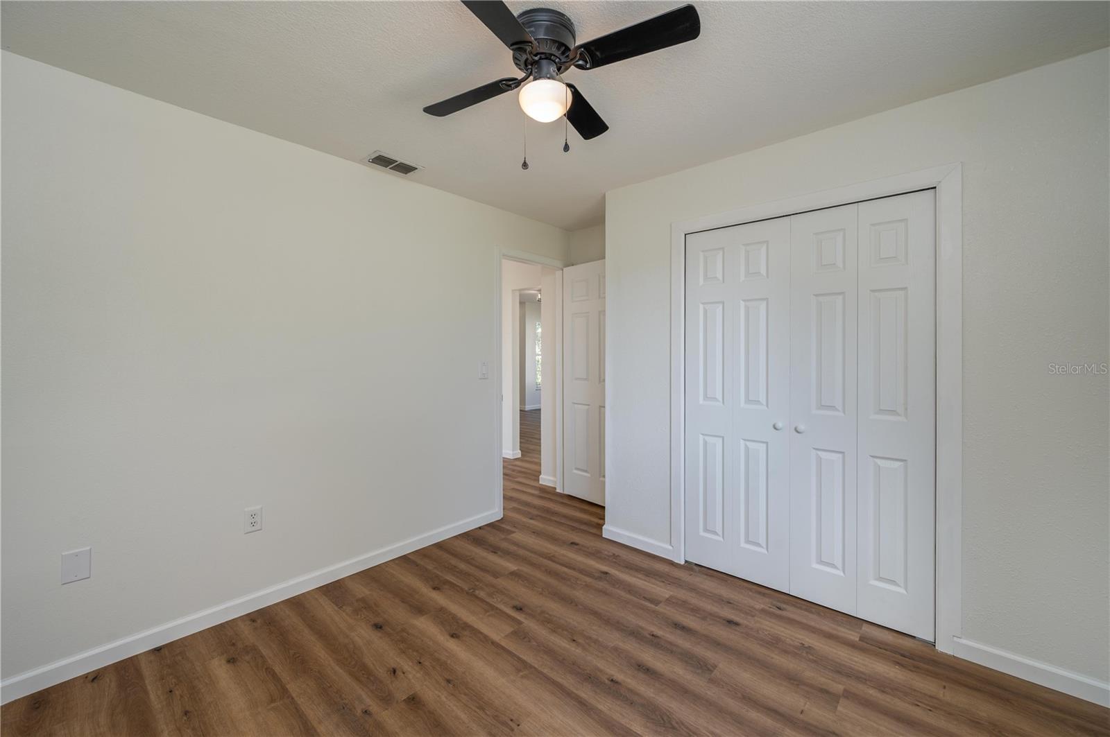 Image 24 of 30 For 1100 Lowry Avenue 65