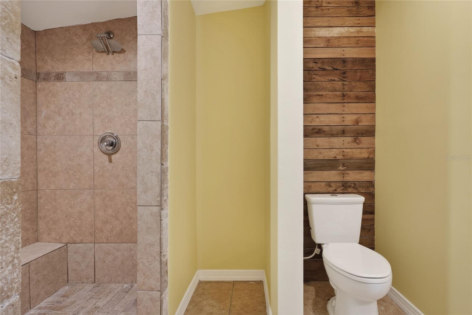 Image 30 of 53 For 321 Kent Road