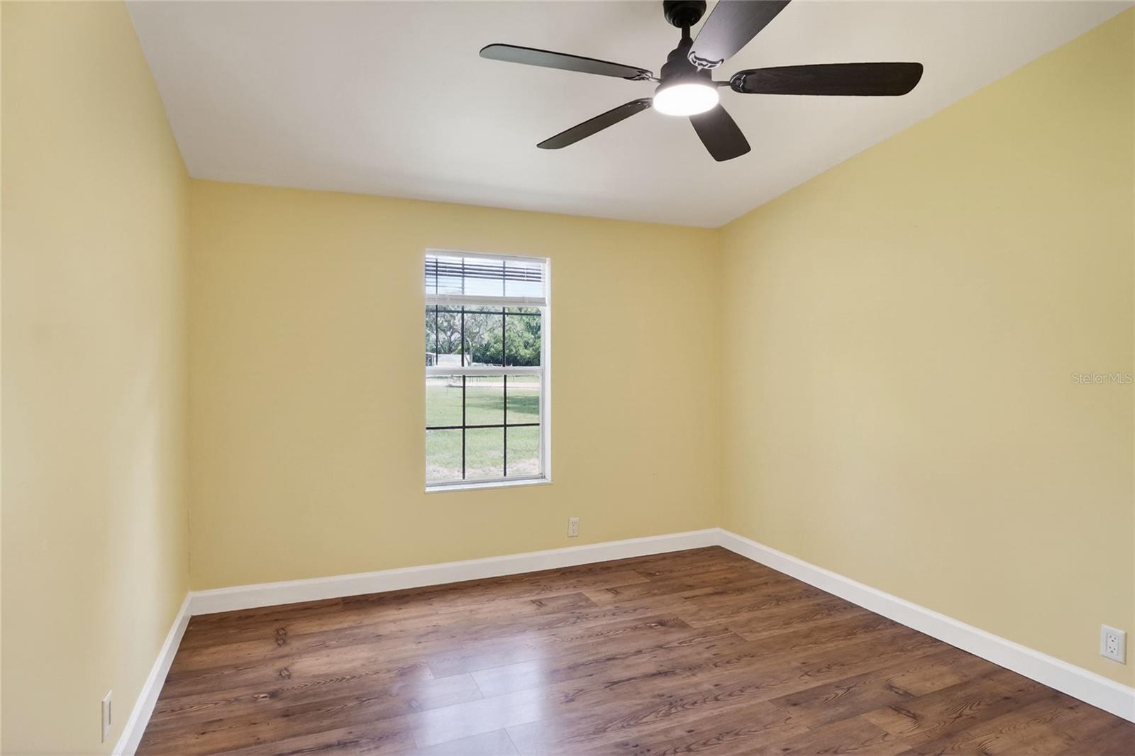 Image 36 of 53 For 321 Kent Road