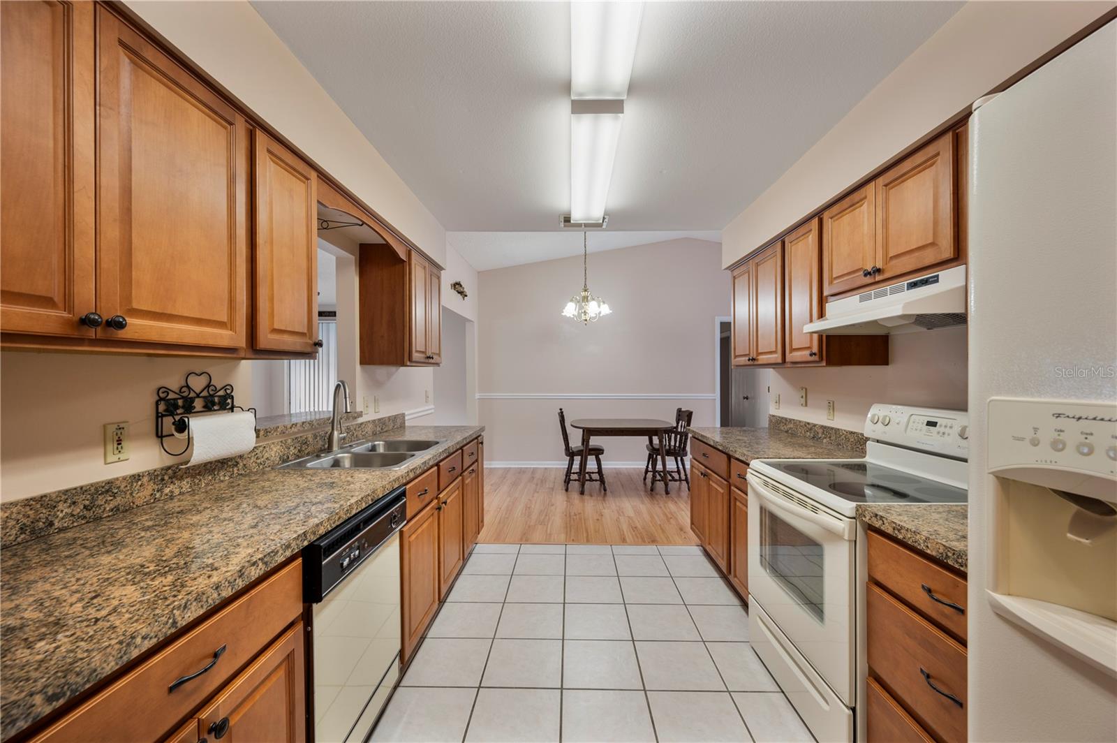 Image 11 of 37 For 4934 Pleasant Hollow Trail