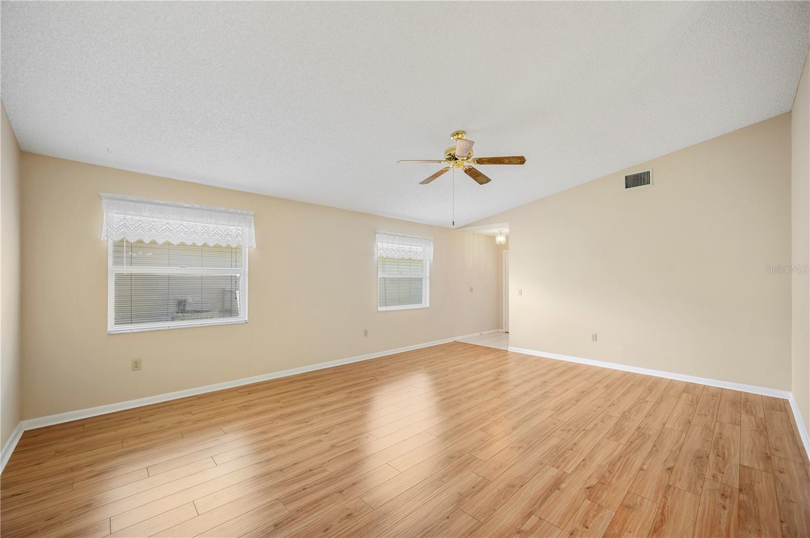 Image 8 of 37 For 4934 Pleasant Hollow Trail