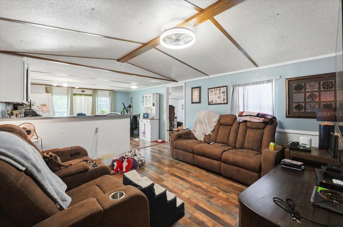 Image 15 of 37 For 1908 Regina Drive