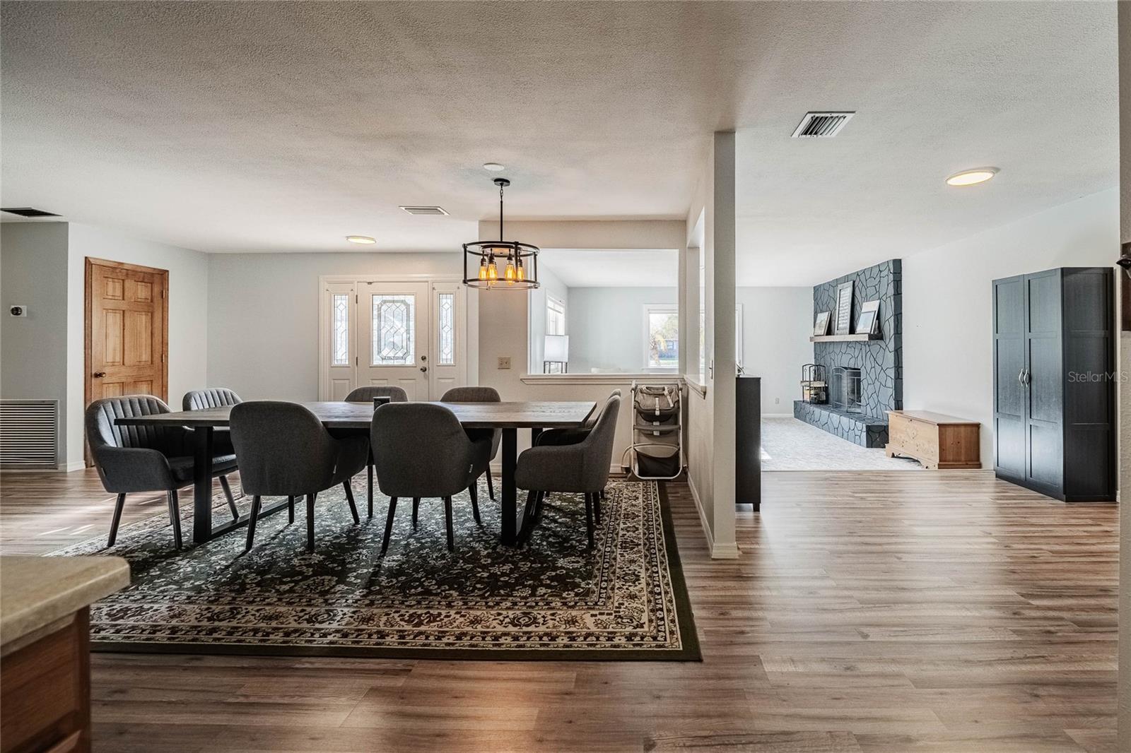 Image 18 of 58 For 5905 Whispering Pines Road