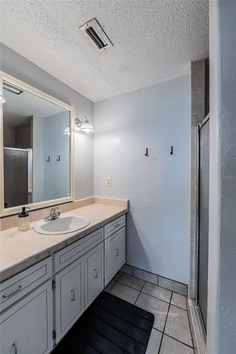 Image 31 of 58 For 5905 Whispering Pines Road