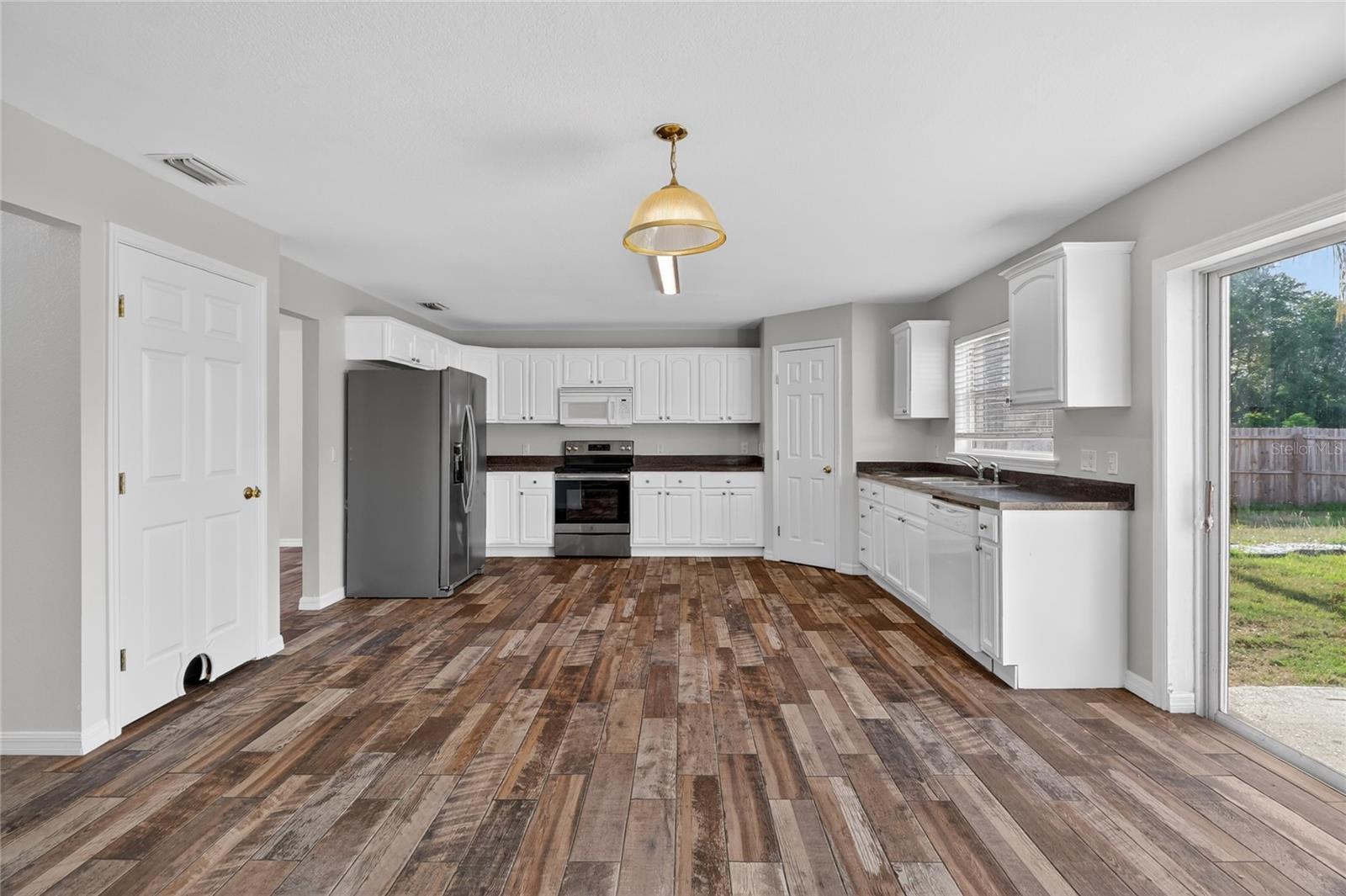 Image 15 of 60 For 528 Cody Caleb Drive