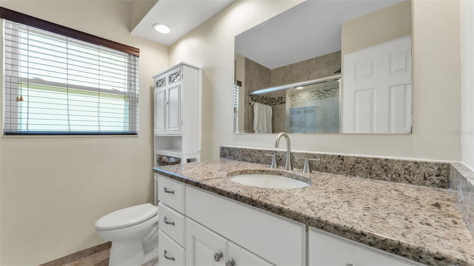 Image 22 of 48 For 1443 Eastfield Drive