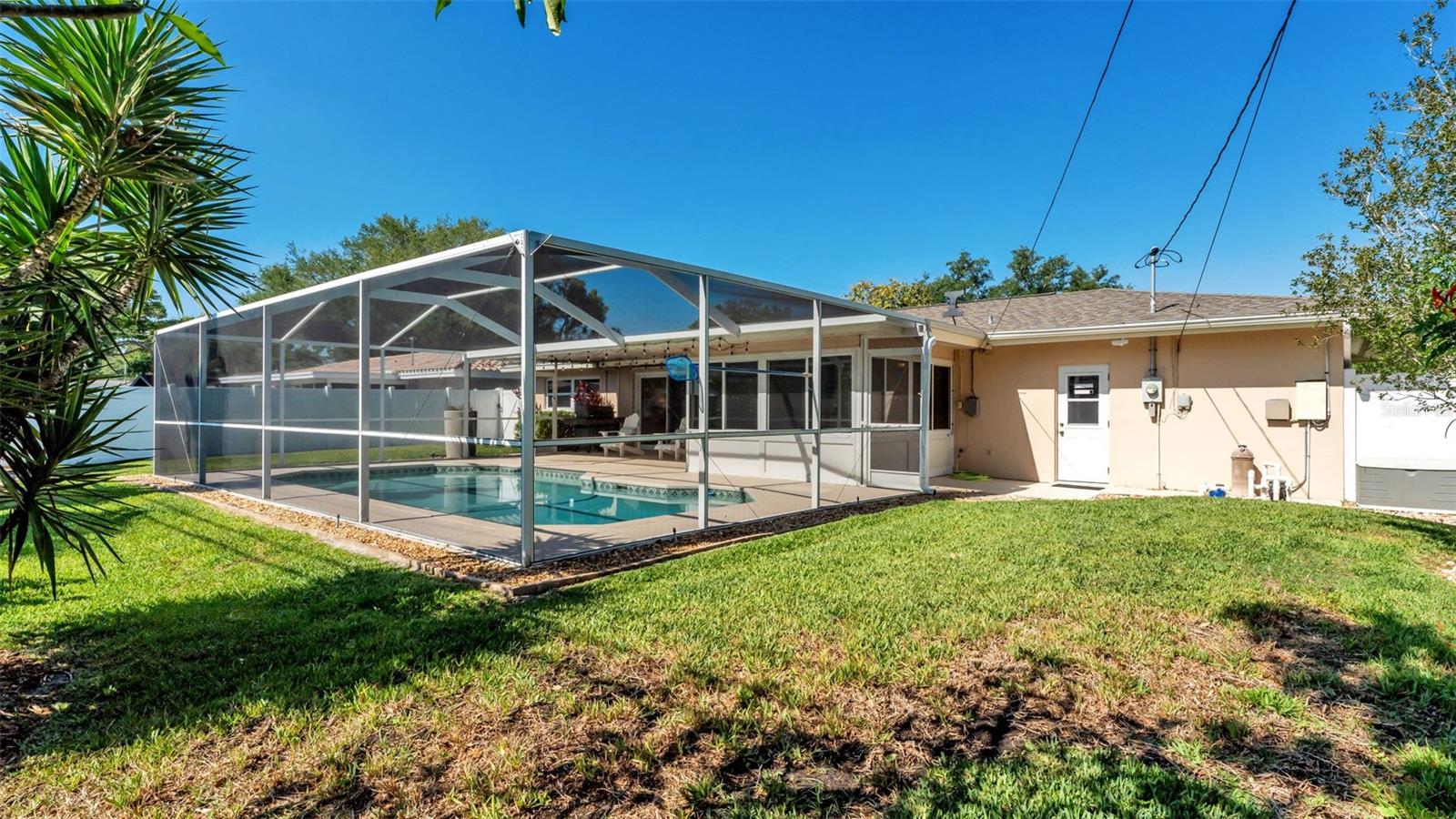 Image 35 of 48 For 1443 Eastfield Drive