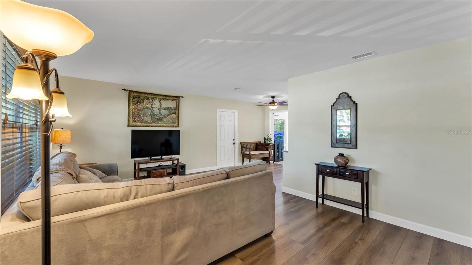 Image 5 of 48 For 1443 Eastfield Drive