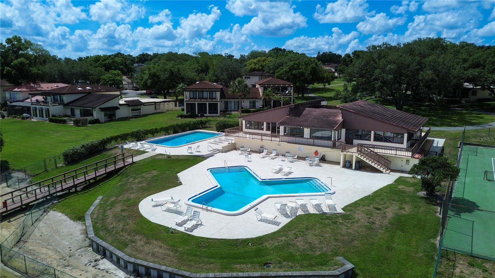 Image 2 of 42 For 17 Loma Verde