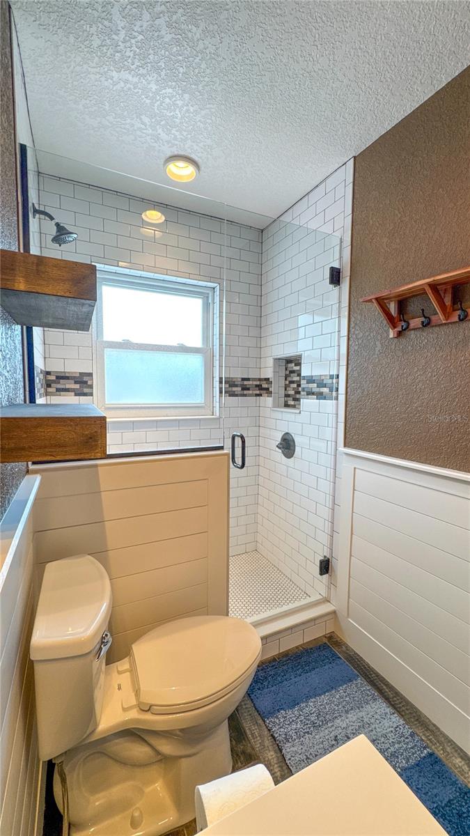 Image 21 of 42 For 17 Loma Verde