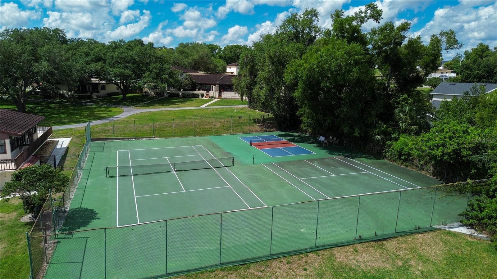 Image 27 of 42 For 17 Loma Verde