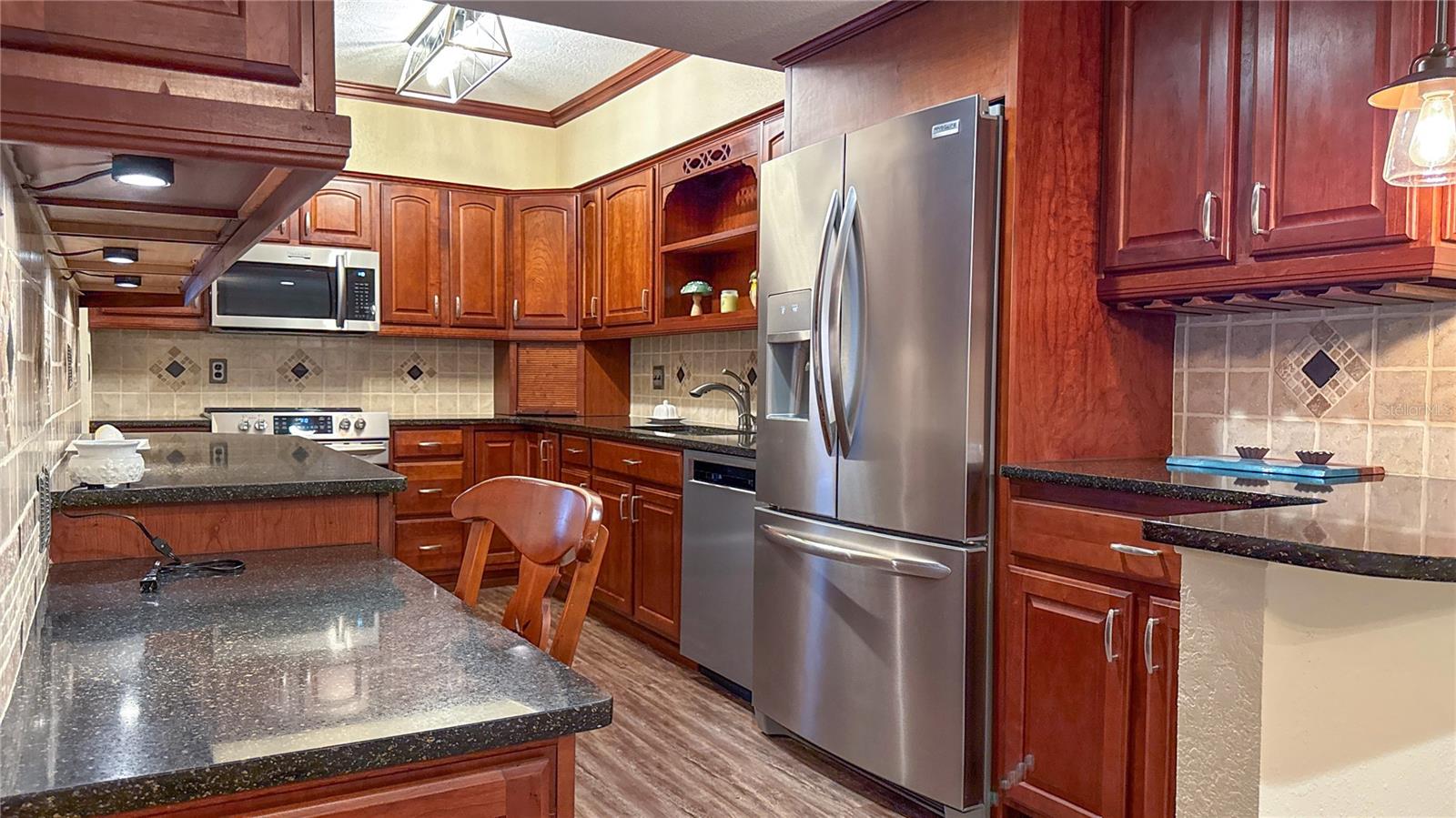 Image 3 of 42 For 17 Loma Verde