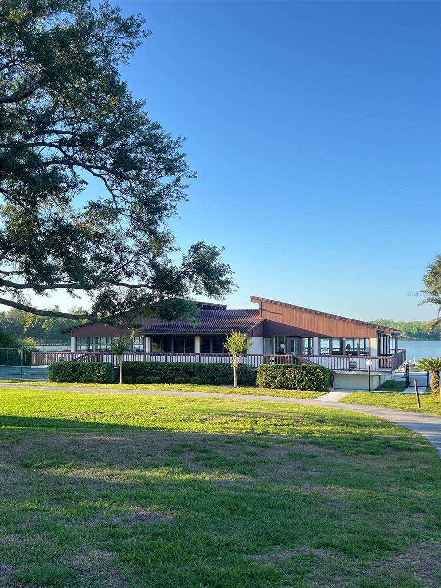 Image 30 of 42 For 17 Loma Verde