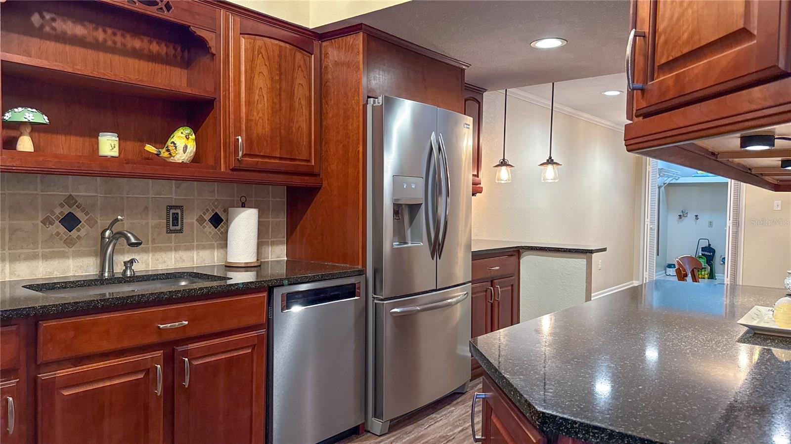 Image 9 of 42 For 17 Loma Verde