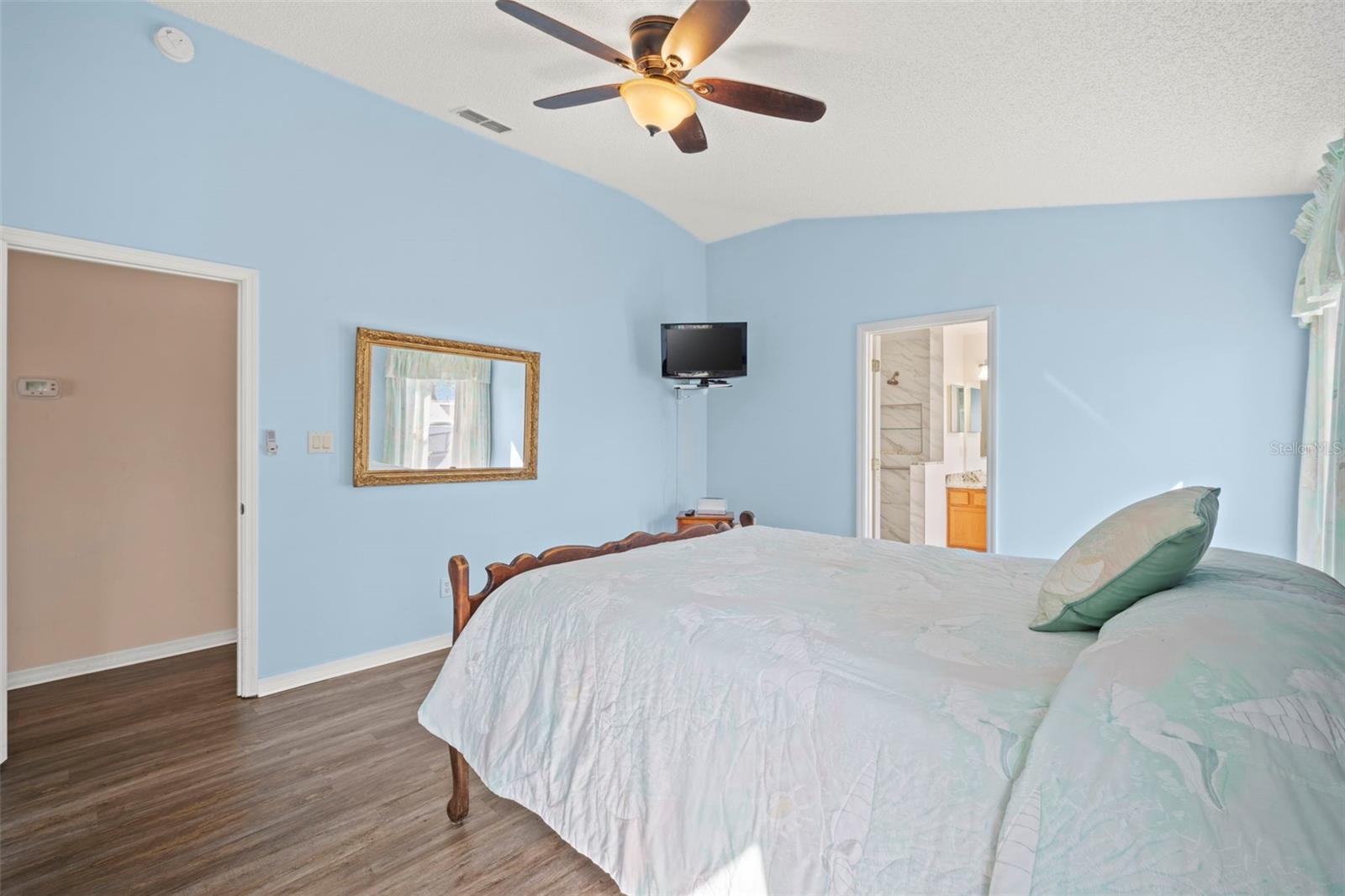 Image 27 of 56 For 24618 Stillridge Court