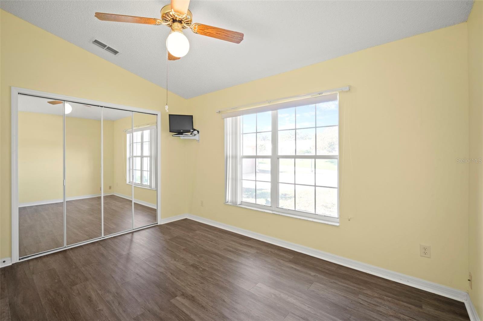 Image 37 of 56 For 24618 Stillridge Court