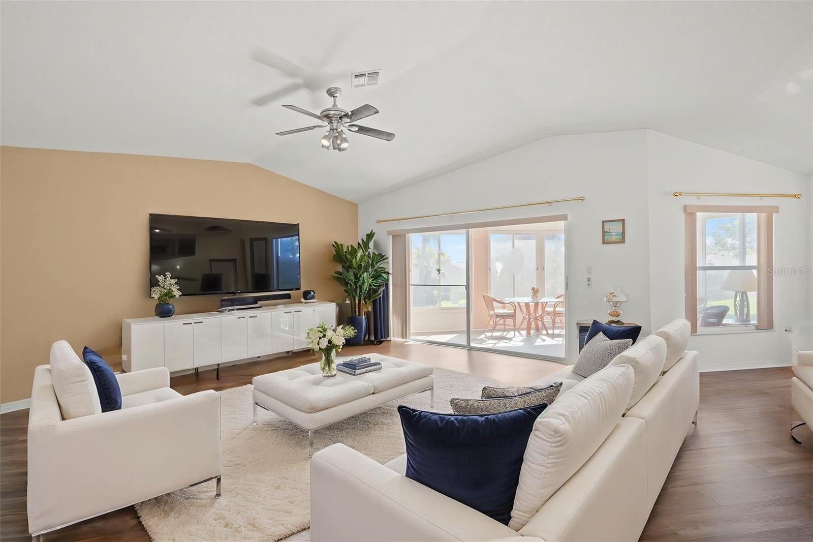 Image 9 of 56 For 24618 Stillridge Court