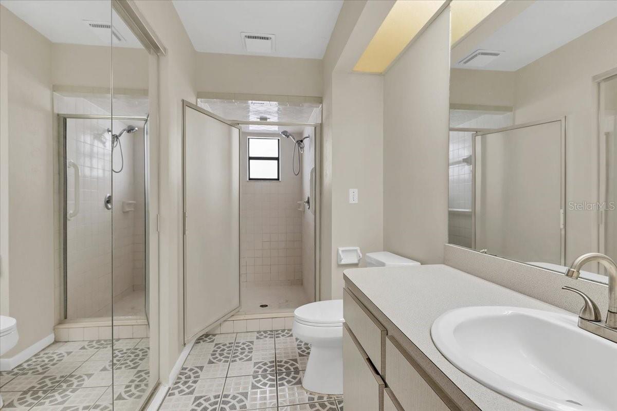 Image 20 of 34 For 6632 Sweetbriar Lane