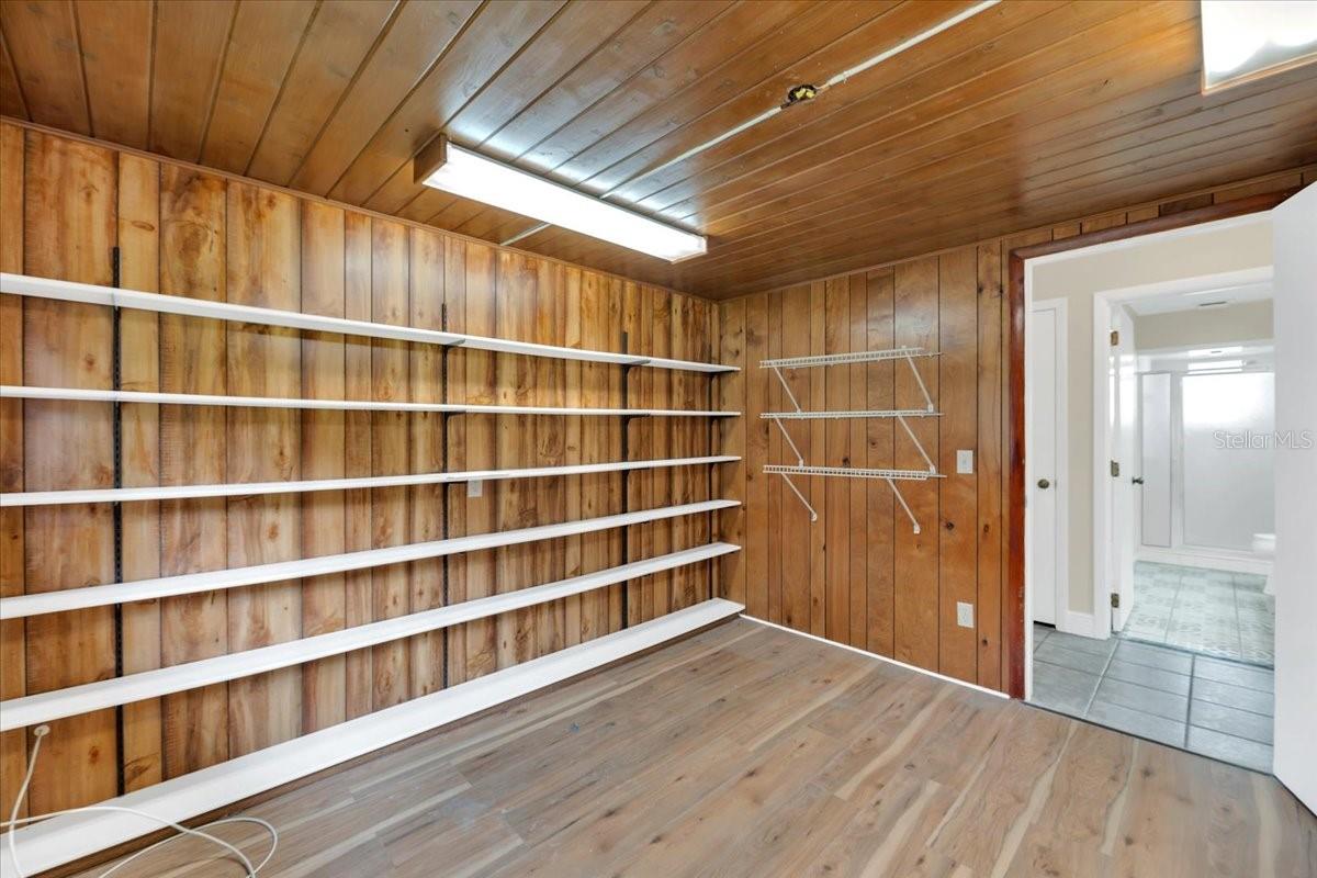 Image 25 of 34 For 6632 Sweetbriar Lane