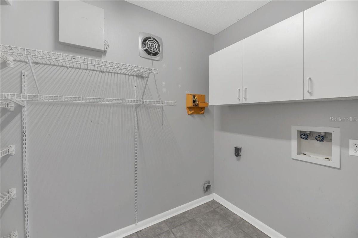 Image 26 of 34 For 6632 Sweetbriar Lane