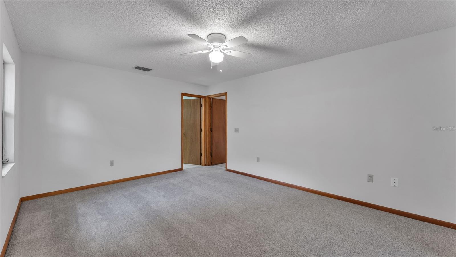 Image 20 of 33 For 4669 Highlands Place Drive
