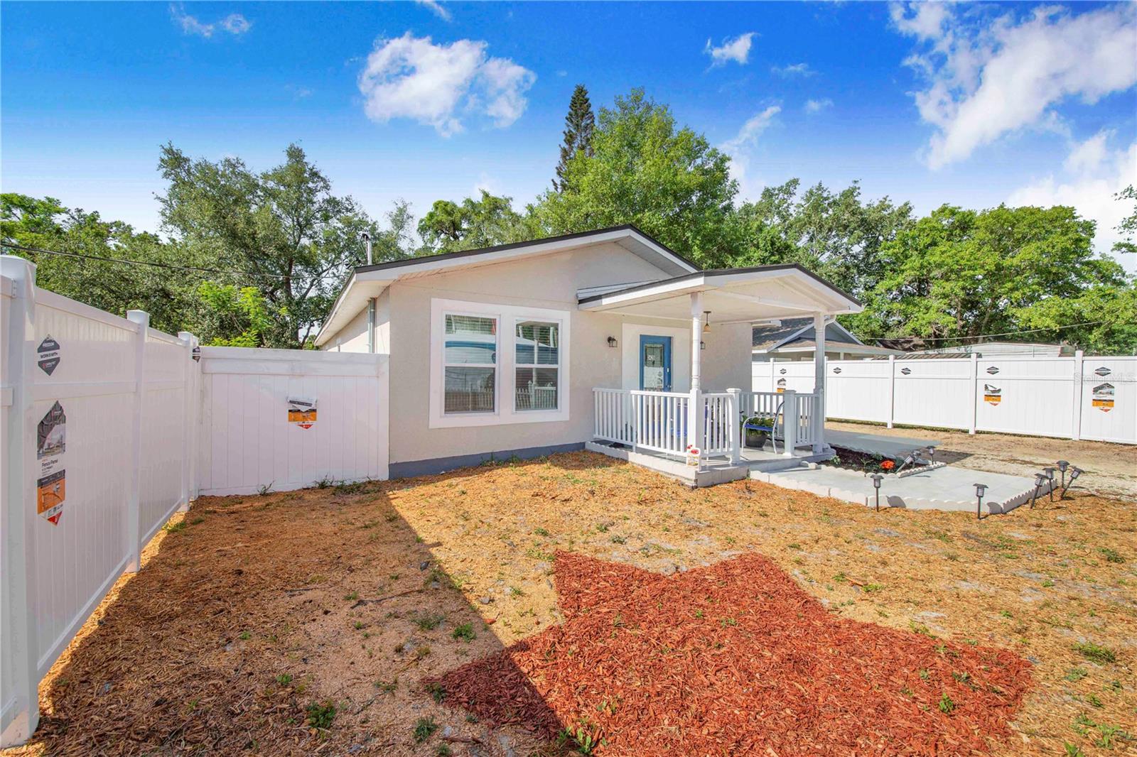 Image 2 of 30 For 3420 Avenue T Nw