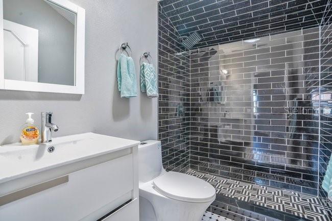 Image 28 of 54 For 934 Symphony Isles Boulevard