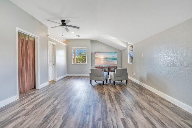 Image 30 of 54 For 934 Symphony Isles Boulevard