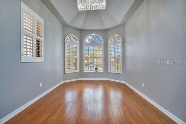 Image 35 of 54 For 934 Symphony Isles Boulevard