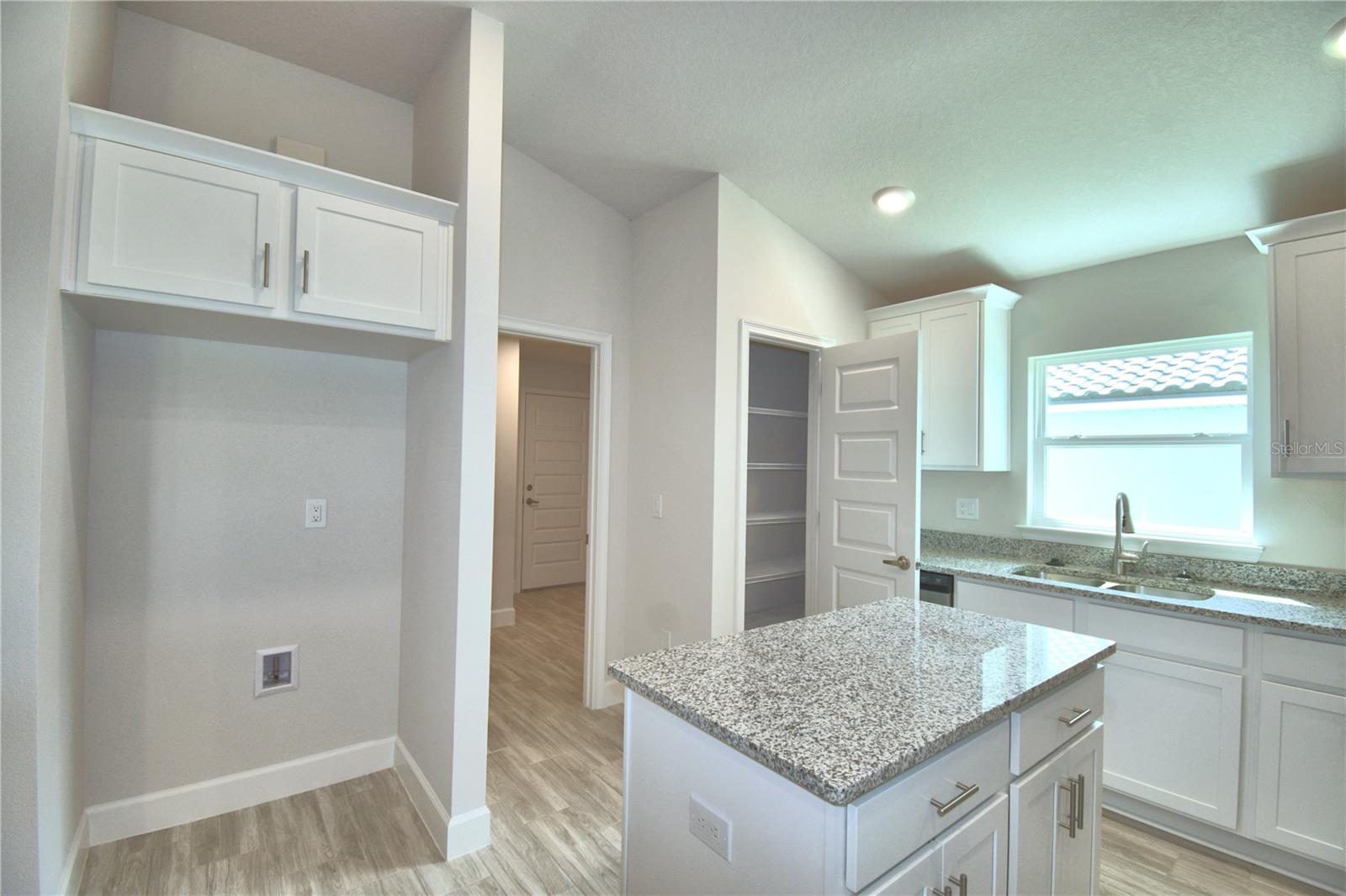 Image 12 of 77 For 4718 Grandview Glen Drive