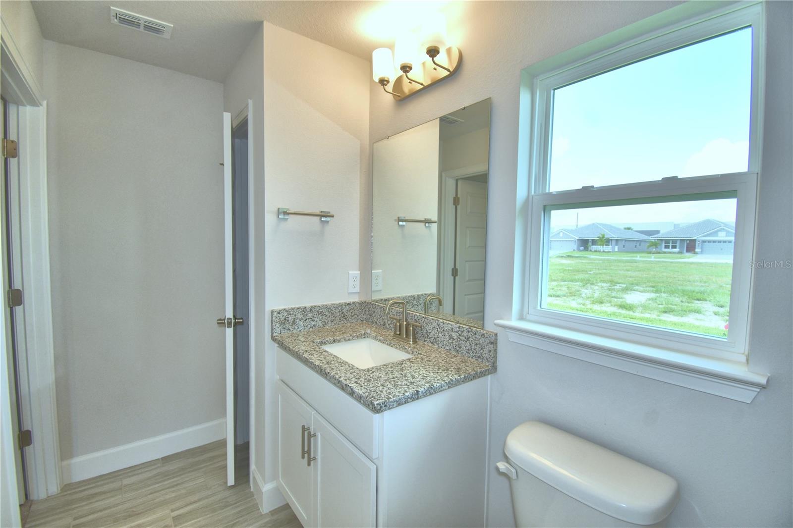 Image 39 of 76 For 4705 Grandview Glen Drive