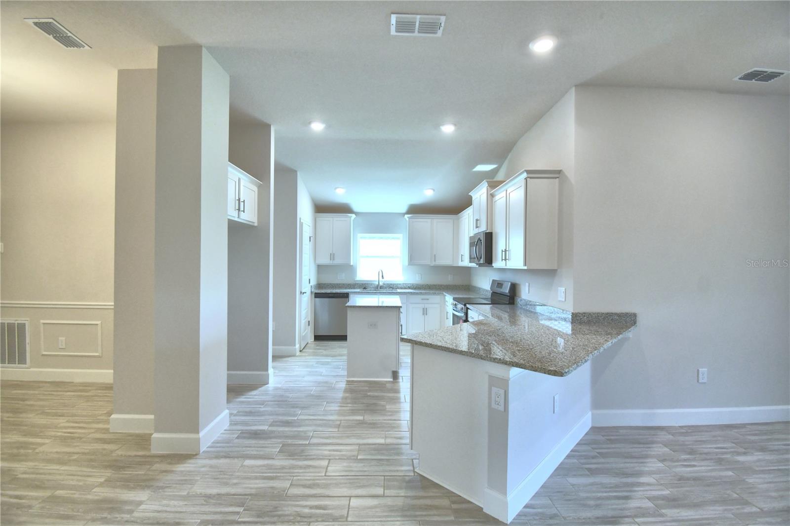 Image 7 of 76 For 4705 Grandview Glen Drive