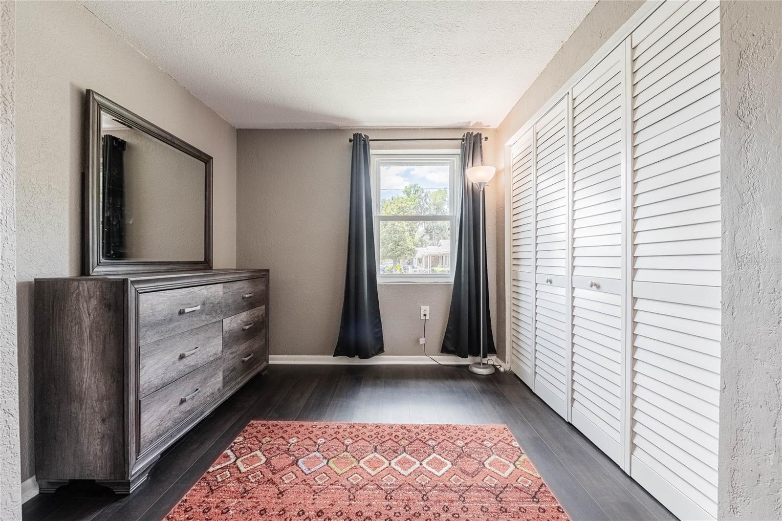 Image 19 of 49 For 848 Valencia Street E