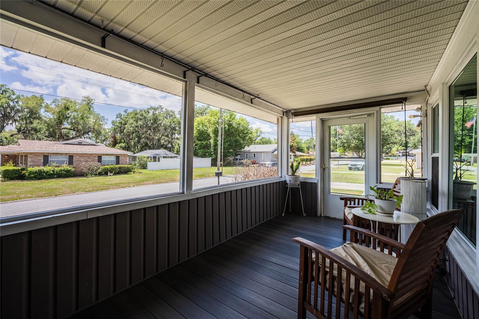 Image 33 of 49 For 848 Valencia Street E