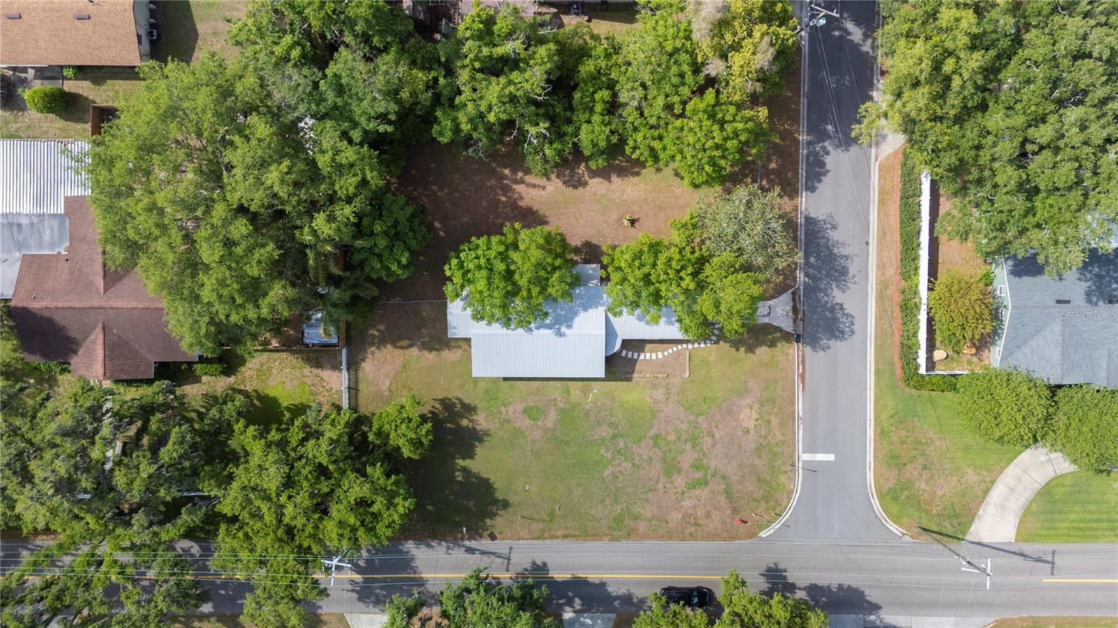 Image 27 of 38 For 1205 Georgia Street