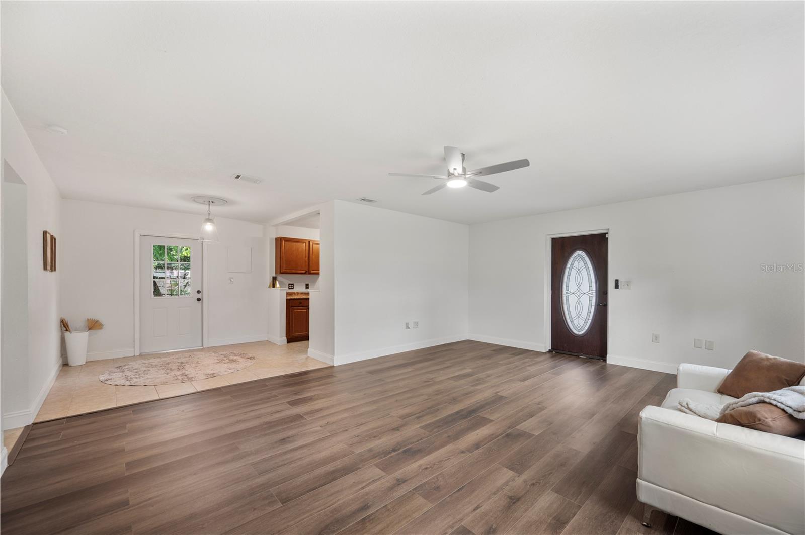 Image 7 of 38 For 1205 Georgia Street