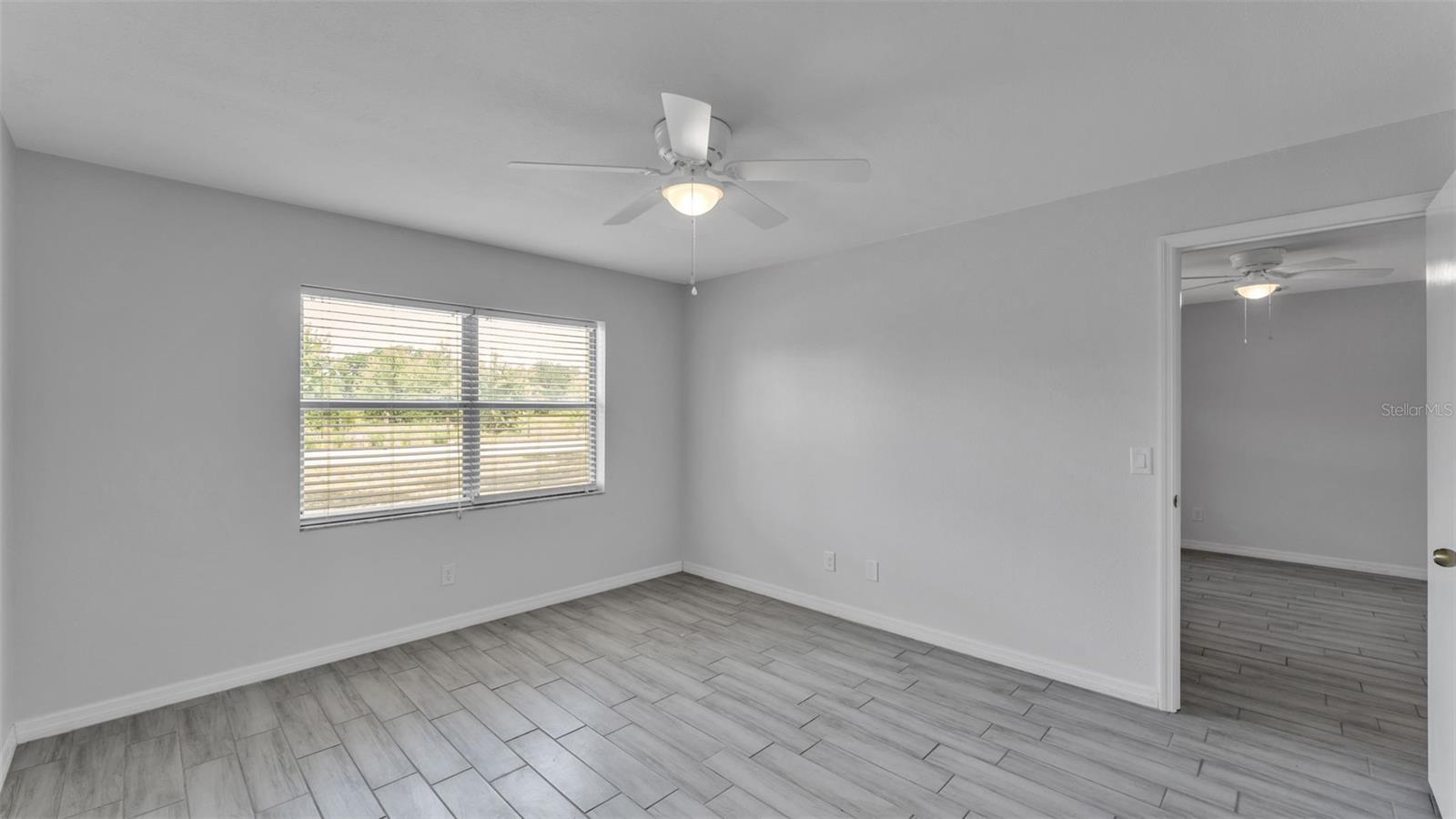 Listing photo id 12 for 5303 Duey Road