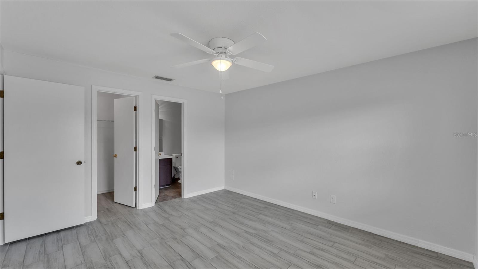 Listing photo id 14 for 5303 Duey Road