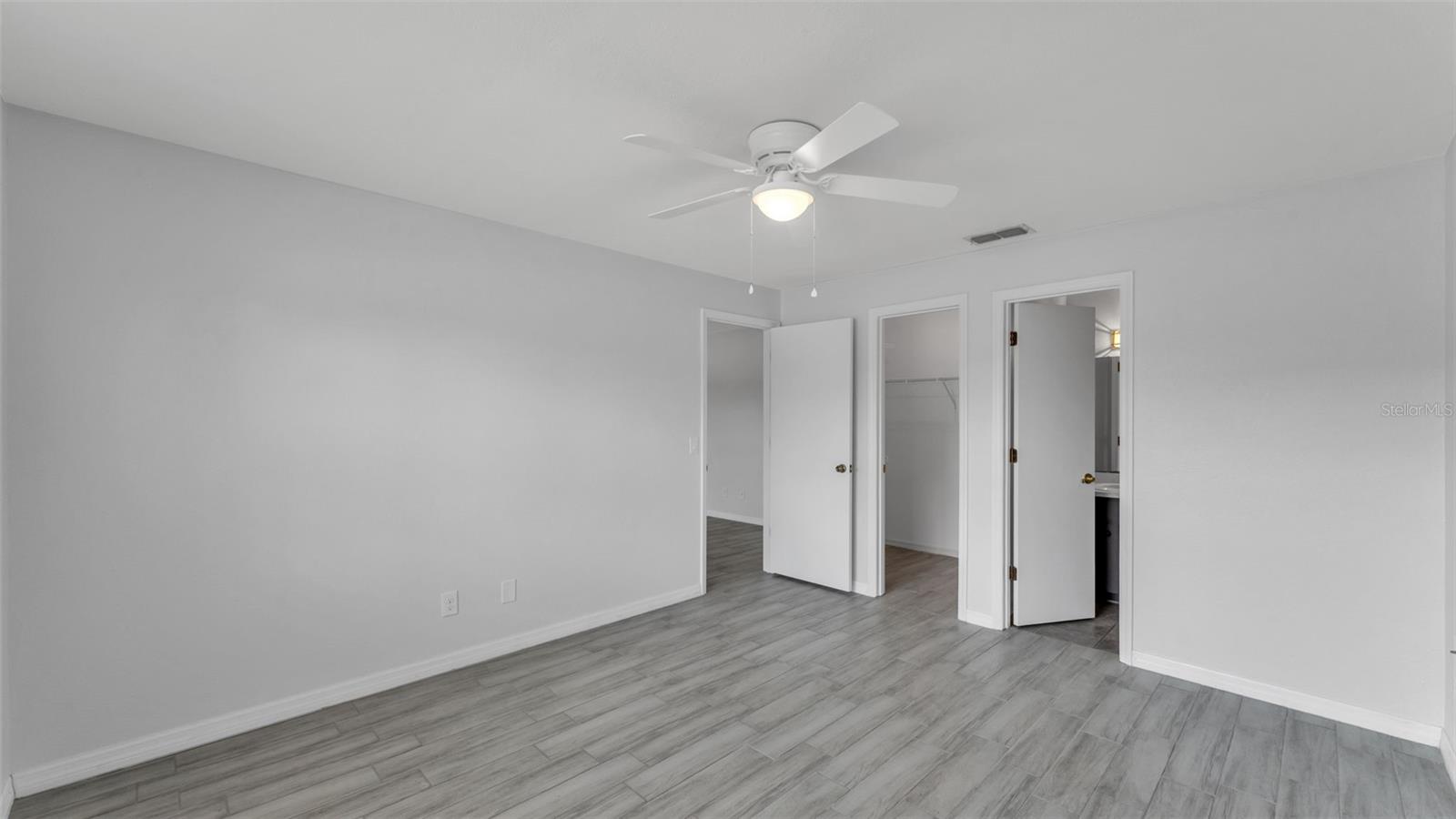 Listing photo id 15 for 5303 Duey Road
